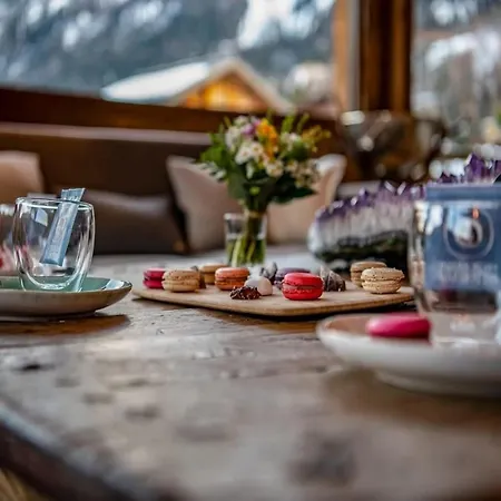 Lejlighed Chalet Zermatt: Where Every Window Frames